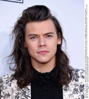 Nov. 22, 2015 - Los Angeles, California, U.S. - Harry Styles (One Direction) arrives for the 2015 American Music Awards at the Microsoft theater. Los Angeles U.S. - ZUMAo05_