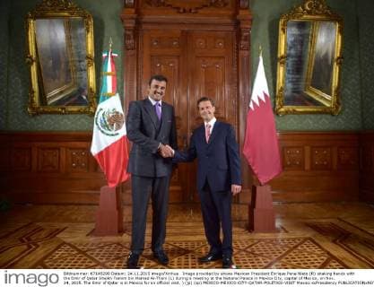 Image provided by shows Mexican President Enrique Pena Nieto (R) shaking hands with the Emir of Qatar Sheikh Tamim bin Hamad Al-Thani (L) during a meeting at the National Palace in Mexico City, capital of Mexico, on Nov. 24, 2015. The Emir of Qatar is in Mexico for an official visit. ) (jp) (sp) MEXICO-MEXICO CITY-QATAR-POLITICS-VISIT Mexico sxPresidency 