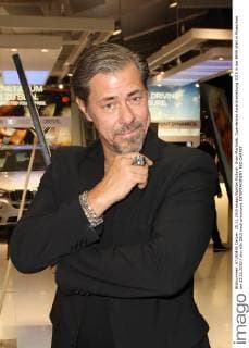 Sven Martinek, Querdenker Awardverleihung 2015 in der BMW Welt in Muenchen am 25.11.2015
