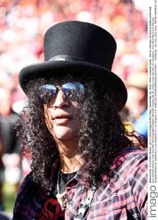 November 28, 2015: Rock musician Slash, former member of Guns & Roses performed the national anthem with the USC Marching Band before the USC Trojans 40-21 victory over the Pac-12 crosstown rival UCLA Bruins at the Los Angeles Memorial Coliseum in Los Angeles,CA. Los Angeles U.S. - ZUMAcp4_
