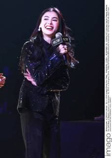SHANGHAI, CHINA - NOVEMBER 30: (CHINA OUT) Actress Cecilia Cheung attends the Self Best of Beauty Award on November 30, 2015 in Shanghai, China.  CFP476574878