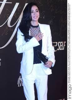 SHANGHAI, CHINA - NOVEMBER 30: (CHINA OUT) Actress Cecilia Cheung attends the Self Best of Beauty Award on November 30, 2015 in Shanghai, China.  CFP476574882