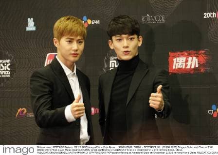HONG KONG, CHINA - DECEMBER 02: (CHINA OUT) Singers Suho and Chen of EXO attend 2015 Mnet Asian Music Awards (MAMA) press conference at AsiaWorld-Expo on December 2, 2015 in Hong Kong, China.  CFP476633240
