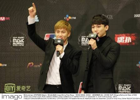 HONG KONG, CHINA - DECEMBER 02: (CHINA OUT) Singers Suho and Chen of EXO attend 2015 Mnet Asian Music Awards (MAMA) press conference at AsiaWorld-Expo on December 2, 2015 in Hong Kong, China.  CFP476633244