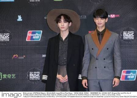 HONG KONG, CHINA - DECEMBER 02: (CHINA OUT) Singers Key and Min-Ho of SHINee attend 2015 Mnet Asian Music Awards (MAMA) press conference at AsiaWorld-Expo on December 2, 2015 in Hong Kong, China.  CFP476633345