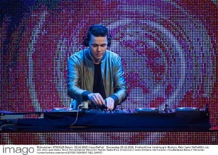 Donnerstag 03.12.2015, Einslive Krone Verleihung in Bochum, Felix Jaehn DeFodi001