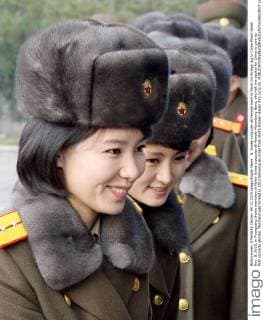 N. Korea s popular all-female band to have 1st foreign gig in China Photo taken Nov. 9, 2015, in Pyongyang shows members of North Korea s popular all-female Moranbong Band, who left the capital for China to give its first concerts abroad. The band was formed in 2012 following an order from North Korean leader Kim Jong Un. 