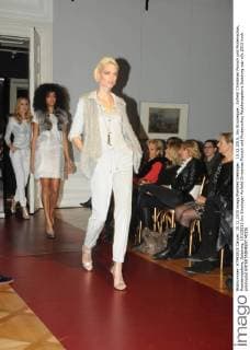 10.12.2015, Iris Strubegger, Airfield Christmas Punsch und Modenschau, Residenzgalerie, Salzburg,