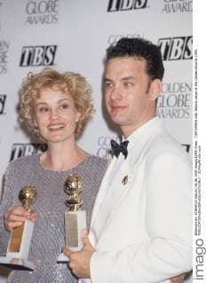 TOM HANKS with Jessica Lange at the Golden Awards 1995. - ZUMAg49