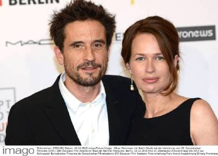 Oliver Mommsen mit Gattin Nicola bei der Verleihung vom 28. Europäischen Filmpreis 2015 28th European Film Awards im Haus der Berliner Festspiele. Berlin, 12.12.2015 Foto:xC.xNiehausx xFuturexImage