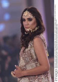 Dec. 13, 2015 - Lahore, Punjab, Pakistan - Pakistani model presents the creations of the famous designer Sahar Atif the last day of Telenor Fashion Bridal Couture Week in Lahore. Lahore Pakistan - ZUMAp133