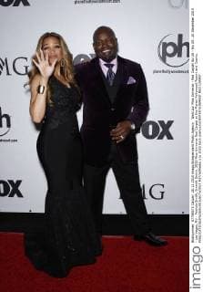 Wahl zur Miss Universe - Red Carpet No UK - No US: 20 December 2015 - Las Vegas, NV - Patricia Smith, Emmitt Smith. 2015 Miss Universe Red Carpet at the Planet Hollywood Resort and Casino.  MJT AdMedia