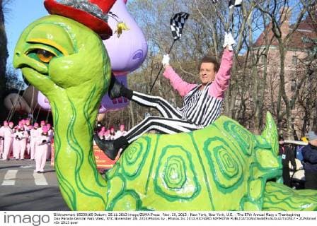 Nov. 28, 2013 - New York, New York, U.S. - The 87th Annual Macy s Thanksgiving Day Parade.Central Park West, NYC.November 28, 2013.Photos by , Photos Inc 2013.RICHARD SIMMONS - ZUMAms4