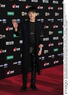 BEIJING, CHINA - JANUARY 07: (CHINA OUT) Actor Zhang Haoran arrives at the red carpet of the 2015 Sina Weibo Award Ceremony at China World Trade Center Tower III on January 7, 2016 in Beijing, China.  CFP477916069
