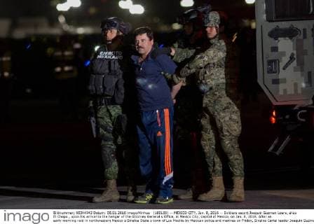 (160109) -- MEXICO CITY, Jan. 8, 2016 -- Soldiers escort Joaquin Guzman Loera, alias El Chapo , upon his arrival to the hangar of the Attorney General s Office, in Mexico City, capital of Mexico, on Jan. 8, 2016. After an early morning raid in northwestern Mexico s Sinaloa State s town of Los Mochis by Mexican police and marines on Friday, Sinaloa Cartel leader Joaquin Guzman Loera was recaptured, six months after his second prison break. ) MEXICO-MEXICO CITY-SECURITY-GUZMAN LOERA-RECAPTURE PedroxMera
