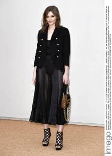 Amber Anderson bei der Burberry Menswear A W 16 Fashion Show im Perks Field, Hyde Park. London, 11.01.2016 Amber Anderson  Foto:xS.xVasx xFuturexImage