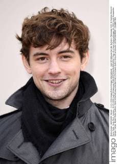 Josh Whitehouse bei der Burberry Menswear A W 16 Fashion Show im Perks Field, Hyde Park. London, 11.01.2016 Josh Whitehouse  Foto:xS.xVasx xFuturexImage