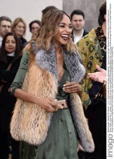 Jouran Dunn bei der Burberry Menswear A W 16 Fashion Show im Perks Field, Hyde Park. London, 11.01.2016 Jouran Dunn  Foto:xS.xVasx xFuturexImage