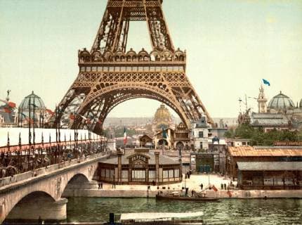 Paris, France: 1889 A photochrome of the Eiffel Tower and view of the grounds at the Exposition Universelle. xUnderwoodxArchives 0-Expo-Paris_1