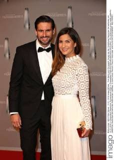 Tom Beck und Chryssanti Kavazi bei der Verleihung Deutscher Fernsehpreis am 13.01.2016 in Düsseldorf Deutscher Fernsehpreis 2016 in Duesseldorf 