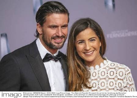 Tom Beck mit Freundin Chryssanti Kavazi bei der Verleihung des Deutschen Fernsehpreises 2016 in den Düsseldorfer Rheinterrassen. Düsseldorf, 13.01.2016 Foto:xC.xHardtx xFuturexImage
