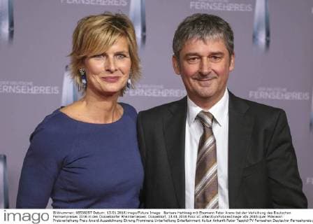 Barbara Hahlweg mit Ehemann Peter Arens bei der Verleihung des Deutschen Fernsehpreises 2016 in den Düsseldorfer Rheinterrassen. Düsseldorf, 13.01.2016 Foto:xC.xHardtx xFuturexImage