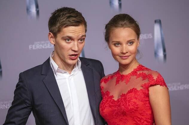 Jonas Nay und Sonja Gerhardt bei der Verleihung des Deutschen Fernsehpreises 2016 in den Düsseldorfer Rheinterrassen. Düsseldorf, 13.01.2016 Foto:xC.xHardtx xFuturexImage