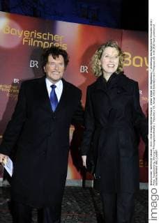 Dieter Wedel mit Begleitung Verleihung des Bayerische Filmpreis 2015 Preis, Auszeichnung, Ehrung Prinzregententheater München 15. Januar 2016