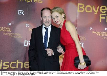 Ulrich Noethen mit Begleitung Verleihung des Bayerische Filmpreis 2015 Preis, Auszeichnung, Ehrung Prinzregententheater München 15. Januar 2016