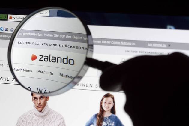 Winden Themenbild - Zalando, Onlineeinkauf, Onlinehandel Zalando, Logo, Emblem, Startseite auf einem Computer, Marke, Signet, Markenzeichen, Lupe Symbolbild, Themenbild, Featurebild Copyright: Fleigx xEibner-Pressefoto EP_dfg