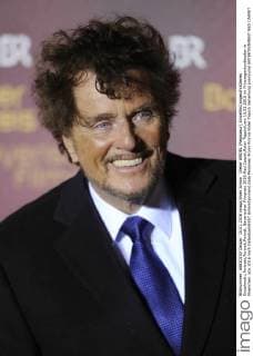 Dieter WEDEL (Regisseur),Einzelbild,angeschnittenes Einzelmotiv,Portraet,Portrait,Porträt. Bayerischer Filmpreis 2016-Red Carpet,Roter Teppich,am 15.01.2016 im Prinzregententheater in Muenchen.