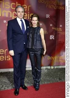 Lisa Martinek mit Ehemann Giulio Ricciarelli bei der Verleihung des Bayerischen Filmpreises 2015 im Prinzregententheater. München, 15.01.2016 Foto:xS.xGabschx xFuturexImage
