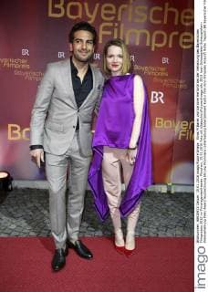 Elyas M Barek und Karoline Herfurth bei der Verleihung des Bayerischen Filmpreises 2015 im Prinzregententheater. München, 15.01.2016 Foto:xS.xGabschx xFuturexImage