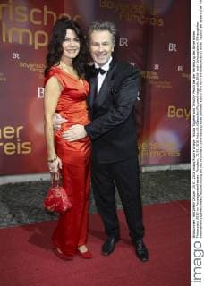 Nicola Tiggeler und Timothy Peach bei der Verleihung des Bayerischen Filmpreises 2015 im Prinzregententheater. München, 15.01.2016 Foto:xS.xGabschx xFuturexImage