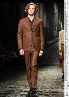 Mailänder Modewoche: Corneliani Modenschau Milan Men s Fashion Week Fall Winter 2016 2017. Milano Moda Uomo, Herbst Winter 2016 2017.Corneliani Fashion Show  SimonaxChioccia_Fotosicki