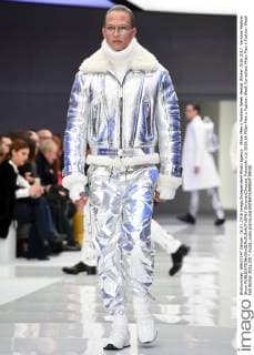 Milan Men s Fashion Week Herbst Winter 2016 2017. Versace Fashion Show  SimonaxChioccia_Fotosicki