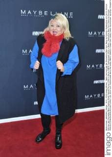 Betty Amrhein bei der Maybelline New York Make-Up Runway Modenschau am 18.01.2016 im Rahmen der Mercedes-Benz Fashion Week Herbst Winter 2016 in Berlin MBFW Fashionweek 2016 in Berlin- Maybelline New York Make-Up Runway 