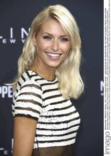 Lena Gercke bei der Maybelline New York Make-Up Runway Fashion Show auf der Mercedes-Benz Fashion Week Berlin Autumn Winter 2016. Berlin, 18.01.2016 Foto:xS.xGabschx xFuturexImage