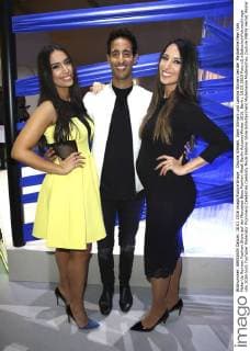 Dounia Slimani, Sami Slimani und Lamiya Slimani bei der Maybelline New York Make-Up Runway Fashion Show auf der Mercedes-Benz Fashion Week Berlin Autumn Winter 2016. Berlin, 18.01.2016 Foto:xS.xGabschx xFuturexImage