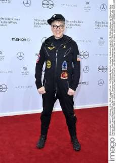 Rolf Scheider bei der L.Hoschek Modenschau am 19.01.2016 im Rahmen der Mercedes-Benz Fashion Week Herbst Winter 2016 in Berlin MBFW Fashionweek 2016 in Berlin- L.Hoschek Modenschau 