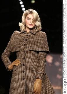 Luisa Hartema bei der Lena Hoschek Fashion Show auf der Mercedes-Benz Fashion Week Berlin Autumn Winter 2016. Berlin, 19.01.2016 Foto:xS.xGabschx xFuturexImage