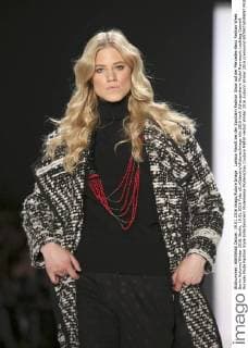 Larissa Marolt bei der Sportalm Fashion Show auf der Mercedes-Benz Fashion Week Berlin Autumn Winter 2016. Berlin, 19.01.2016 Foto:xS.xGabschx xFuturexImage