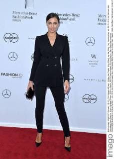 Bilder des Tages Irina Shayk bei der Marc Cain Modenschau am 19.01.2016 im Rahmen der Mercedes-Benz Fashion Week Herbst Winter 2016 in Berlin MBFW Fashionweek 2016 in Berlin- Marc Cain Fashionshow 
