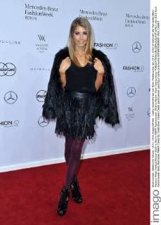 Cathy Hummels bei der Riani Modenschau am 19.01.2016 im Rahmen der Mercedes-Benz Fashion Week Herbst Winter 2016 in Berlin MBFW Fashionweek 2016 in Berlin- Riani Fashionshow 