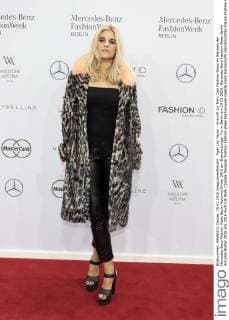 Tiger Lily Taylor - Ankunft zur Marc Cain Fashion-Show im Rahmen der Mercedes-Benz Fashion Week Berlin Autumn Winter 2016 am Brandenburger Tor in Berlin am 19.01.2016. Mercedes-Benz Fashion Week Berlin Autumn Winter 2016