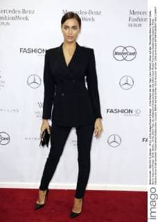 Irina Shayk bei der Marc Cain Fashion Show auf der Mercedes-Benz Fashion Week Berlin Autumn Winter 2016. Berlin, 19.01.2016 Foto:xS.xGabschx xFuturexImage