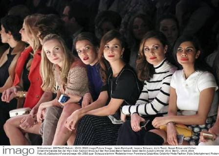 Janin Reinhardt, Jessica Schwarz, Aylin Tezel, Nazan Eckes und Collien Ulmen-Fernandes bei der Marc Cain Fashion Show auf der Mercedes-Benz Fashion Week Berlin Autumn Winter 2016. Berlin, 19.01.2016 Foto:xS.xGabschx xFuturexImage
