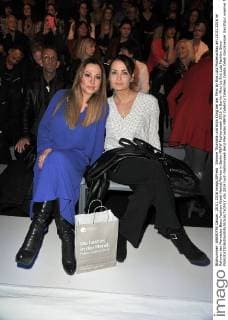 Simone Thomalla und Anja Kling bei der Minx by Eva Lutz Modenschau am 20.01.2016 im Rahmen der Mercedes-Benz Fashion Week Herbst Winter in Berlin MBFW Fashionweek 2016 in Berlin- Minx by Eva Lutz Fashion Show 