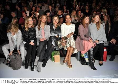 Tina Ruland, Regina Halmich, Kerstin Linnartz, Xenia Seeberg, Annabelle Mandeng, Jana Ina Zarrella und Jana Julie Kilka bei der Minx by Eva Lutz Modenschau am 20.01.2016 im Rahmen der Mercedes-Benz Fashion Week Herbst Winter in Berlin MBFW Fashionweek 2016 in Berlin- Minx by Eva Lutz Fashion Show 