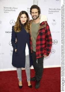 Tom Beck mit Freundin Chryssanti Kavazi bei der Laurel Fashion Show auf der Mercedes-Benz Fashion Week Berlin Autumn Winter 2016. Berlin, 20.01.2016 Foto:xS.xGabschx xFuturexImage